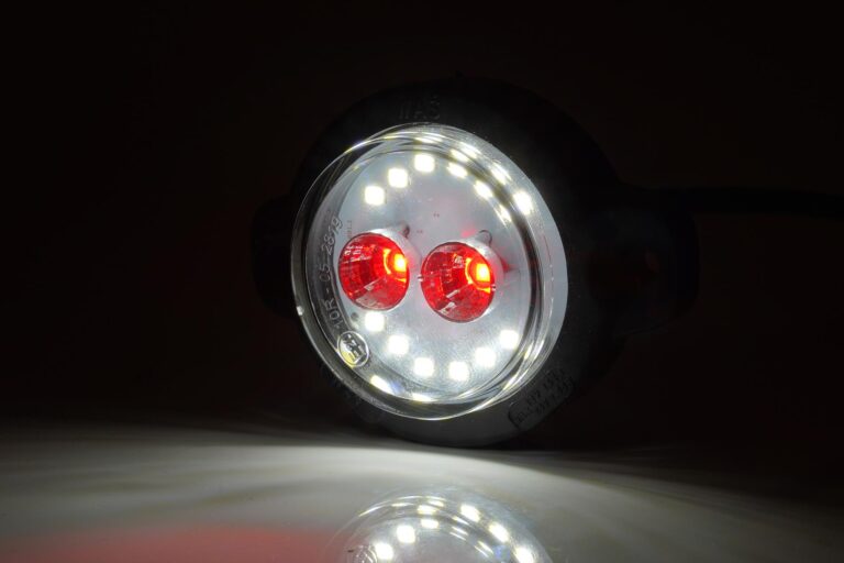 Trailer Parc - Gabarite Albe - Lampa 2 FUNCTII ALBA/ROSIE 1531 AR F 12/24 V